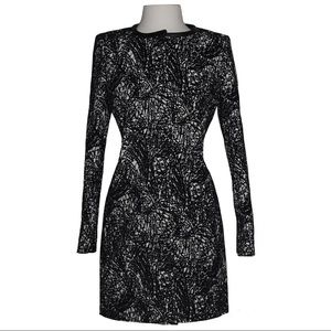 Tahari Coat NWT Sz Small Black White Front Snap